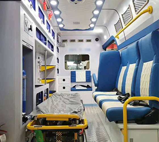 茫崖市车辆内部展示